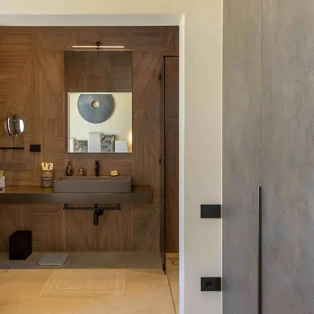 Nuovo Paros-property Of 2 Sustainable Luxury * Hriszí Aktí